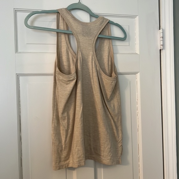 Nike racer back tank - Picture 2 of 2